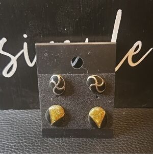 Chic Black and Gold Women's Earrings Set